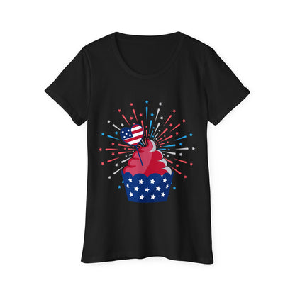 Patriotic Women’s Organic Cotton T-Shirt – 4th of July Cupcake Design | USA Tee